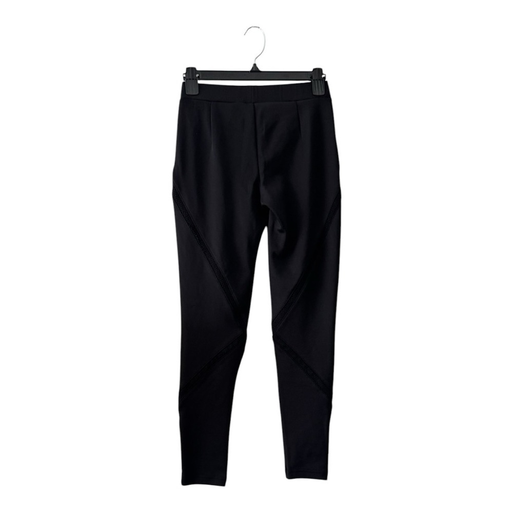 Rock & Republic Mesh Inset Leggings - Picture 2 of 7